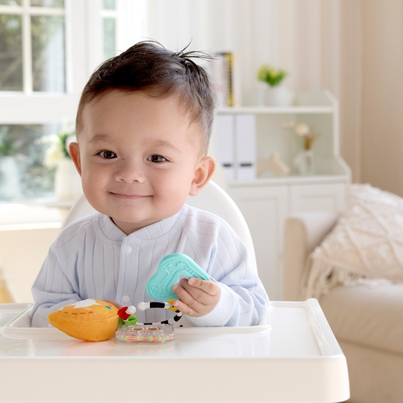Educational ABC toy supporting speech and fine motor skills